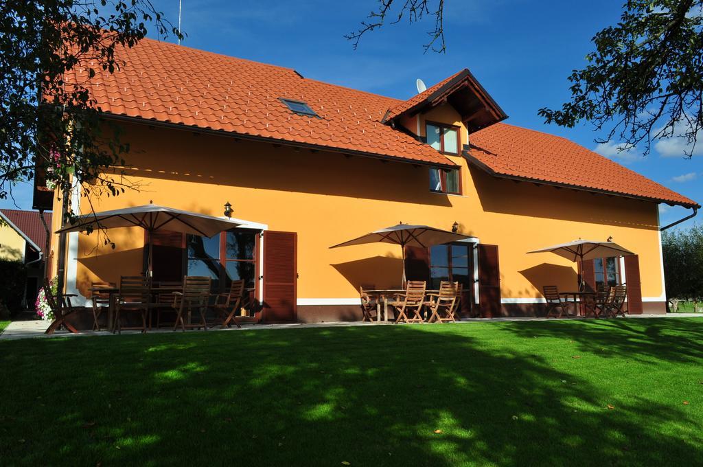 Apartments - Turisticna Kmetija Vrbnjak Ljutomer Kültér fotó